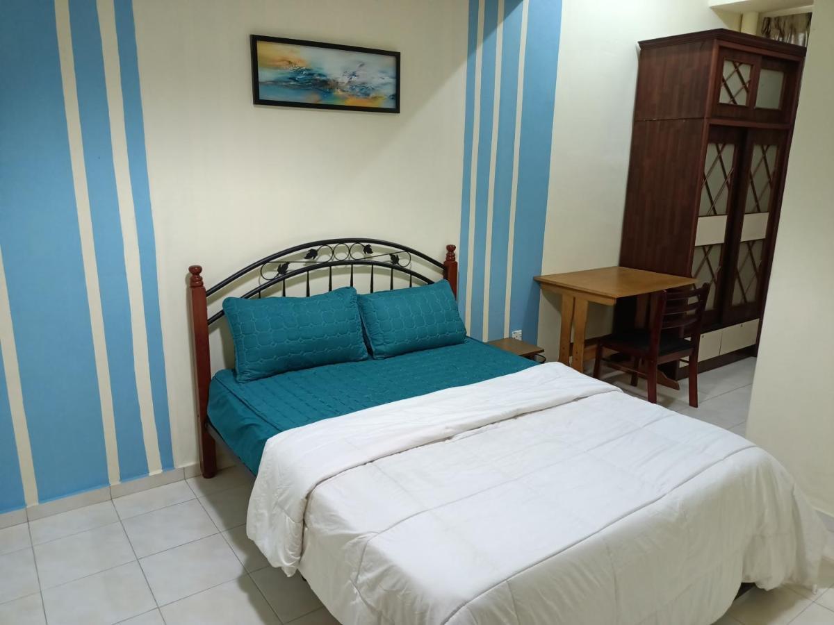 Oyo Home 90419 Sahar Guesthouse ملقا المظهر الخارجي الصورة
